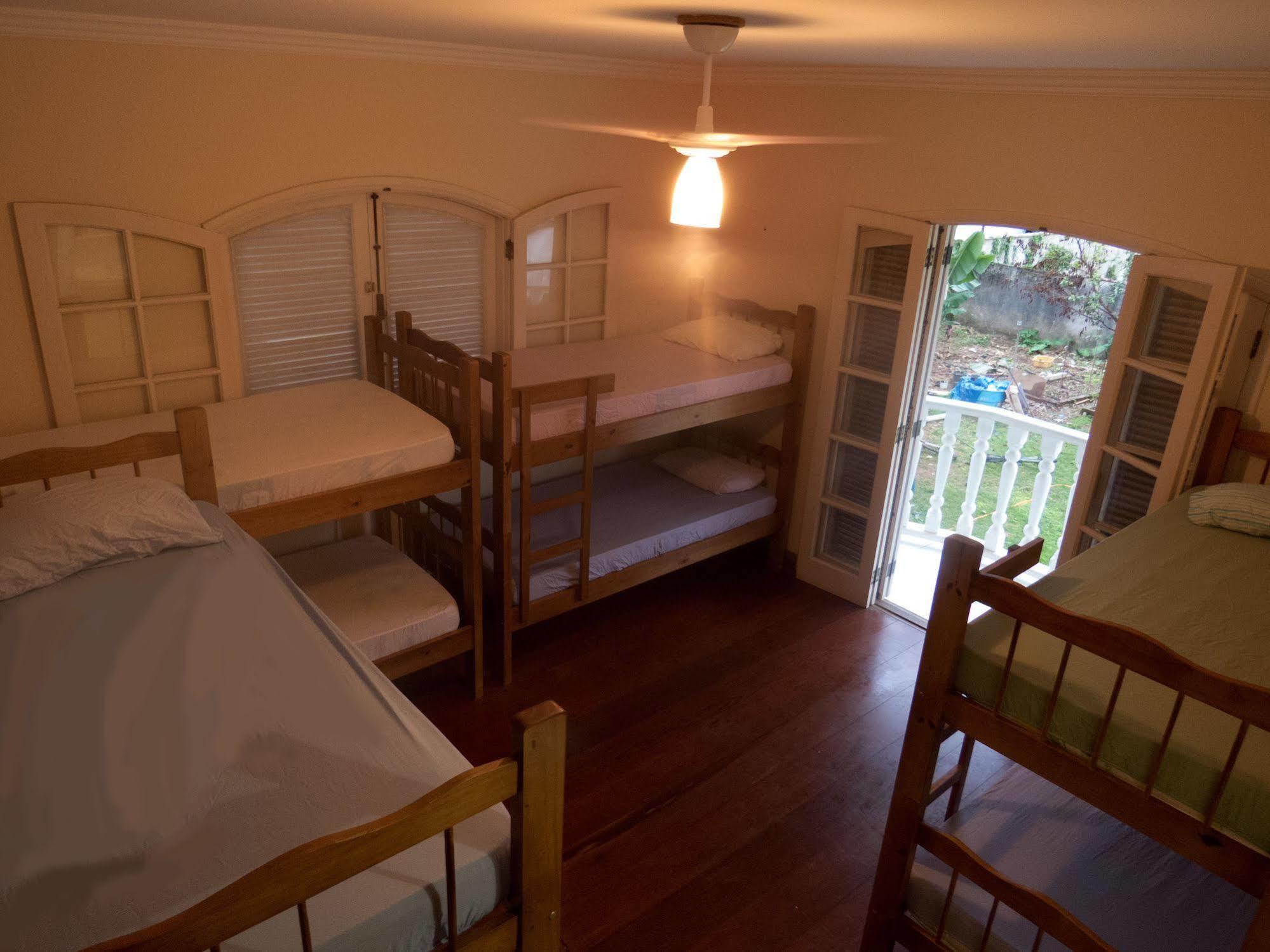 Canguru Hostel ปาราตี ภายนอก รูปภาพ